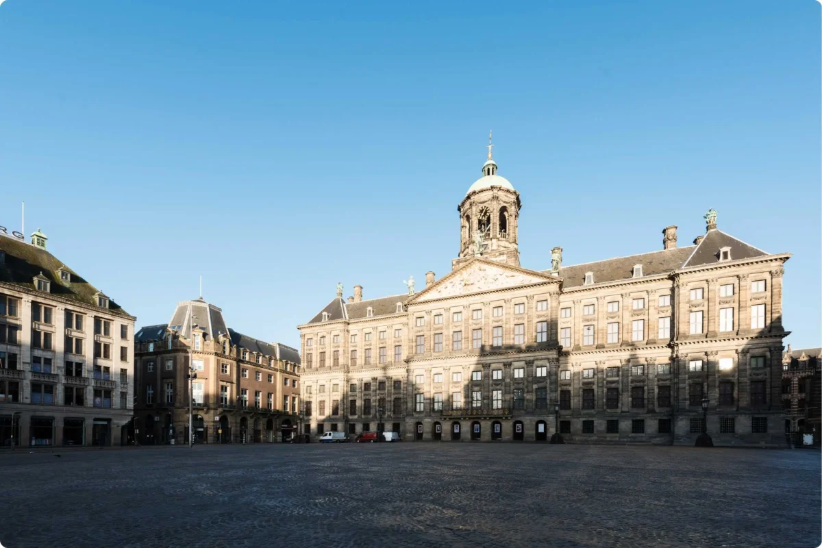 dam square empty