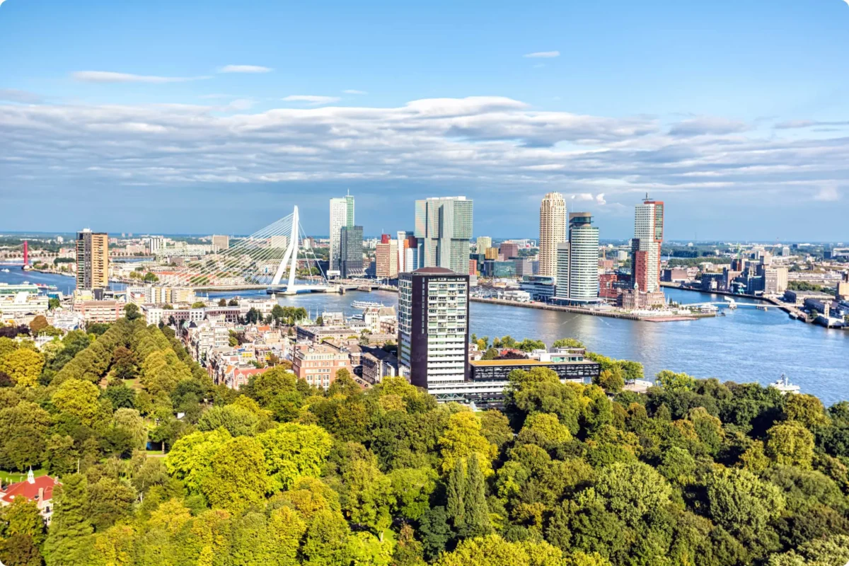 skyline of rotterdam